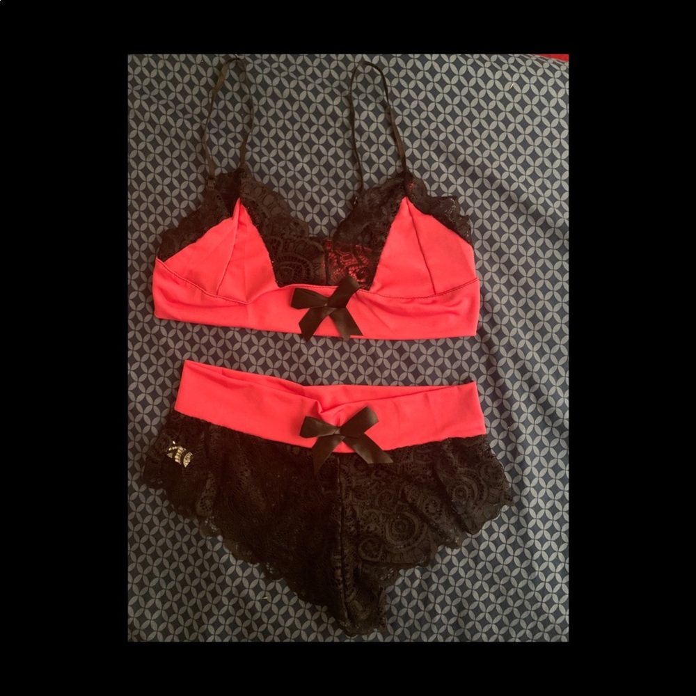 Sexy Two Piece Lingerie Bra & Panties Set